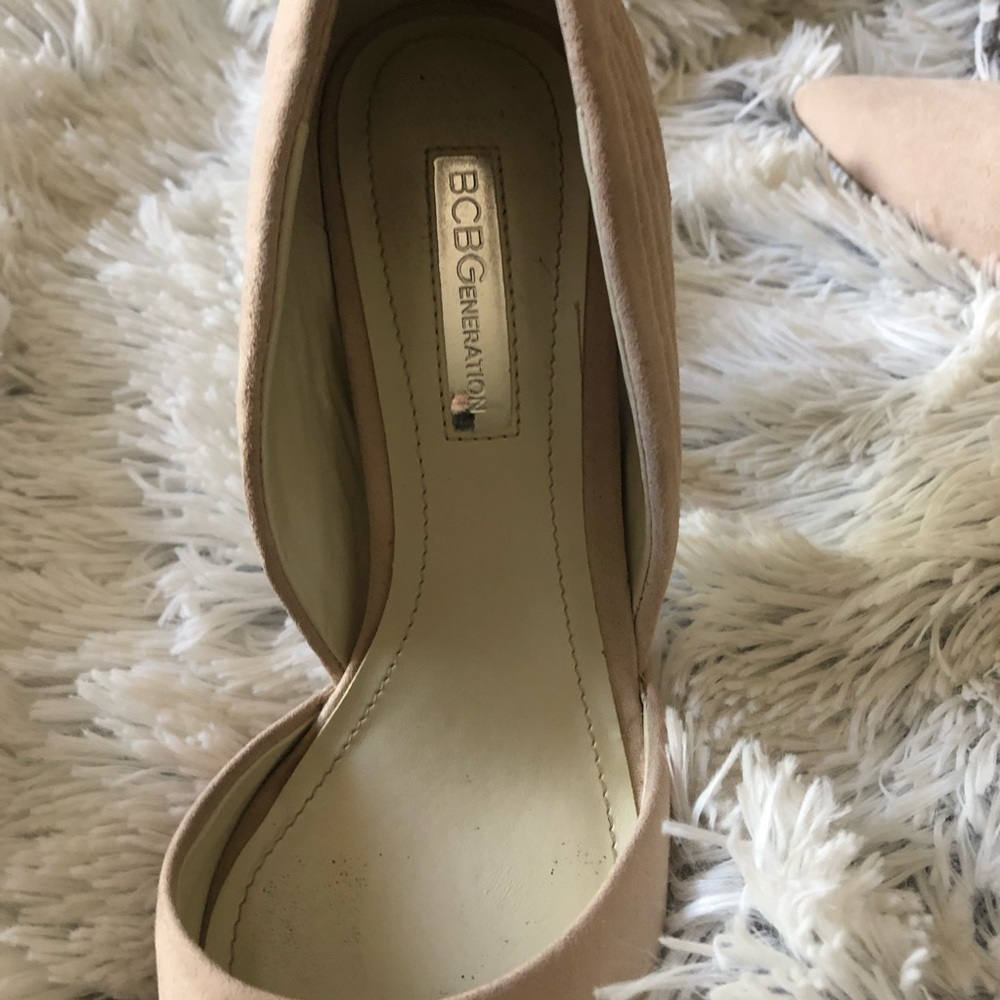 Beautiful Suede Heels 👠 - Picture 3 of 7